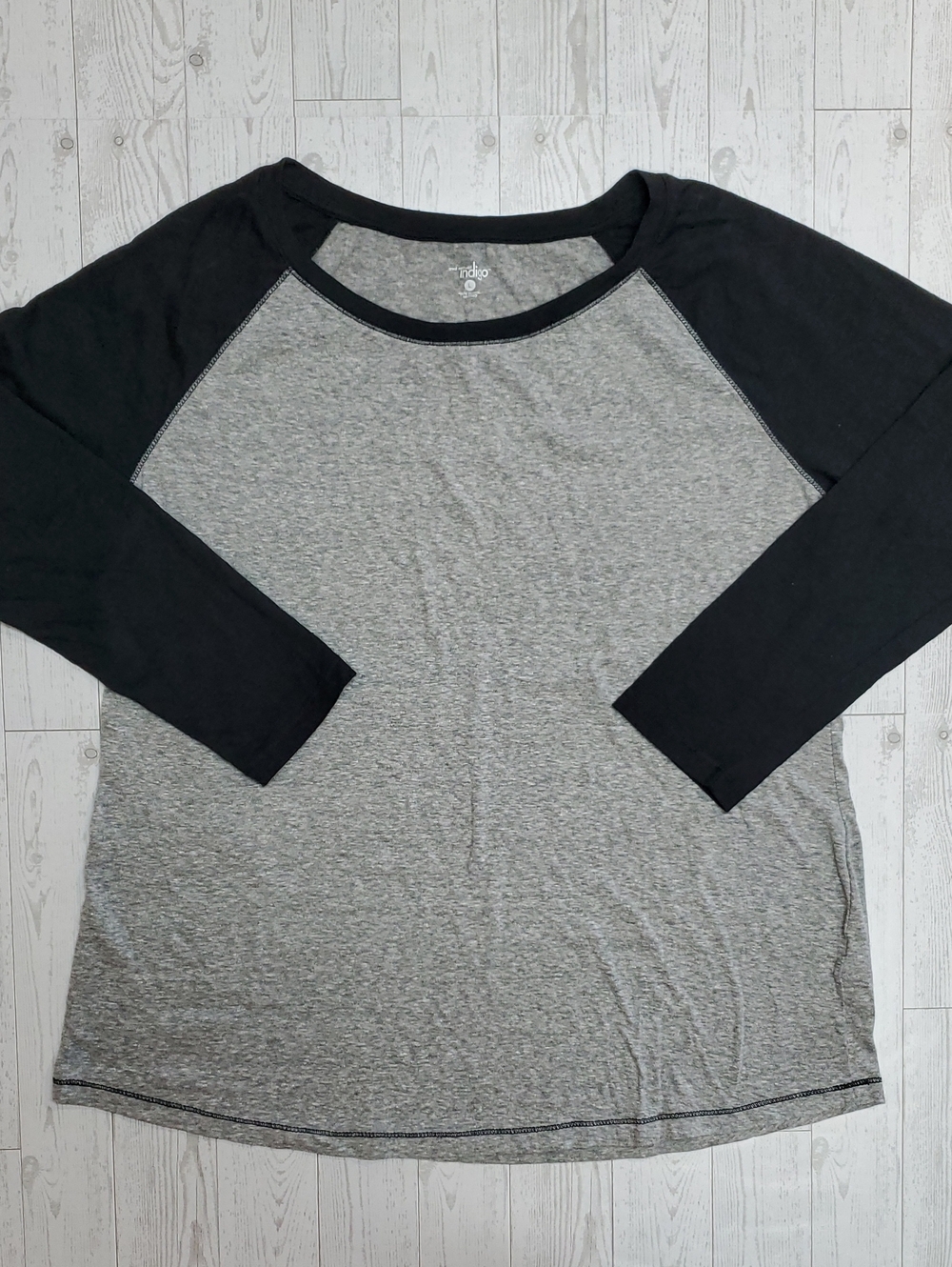 Great Northwest Indigo Grey & Black Raglan Sleeve Baseball Top Women's Large